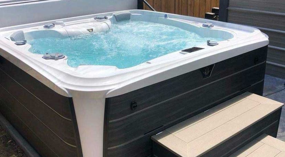 epic silver hot tub